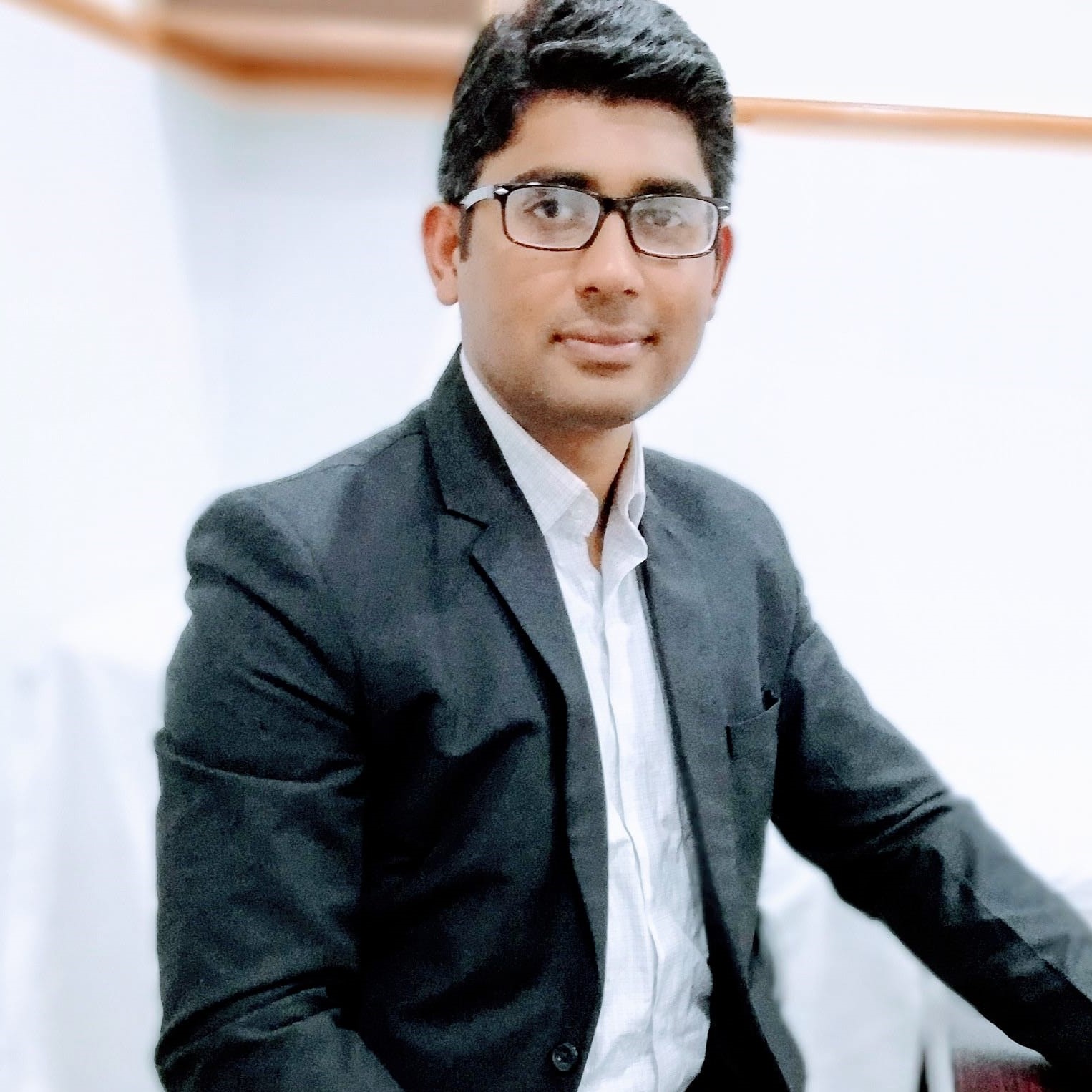 Dr. Farjad Afzal, Physiotherapist