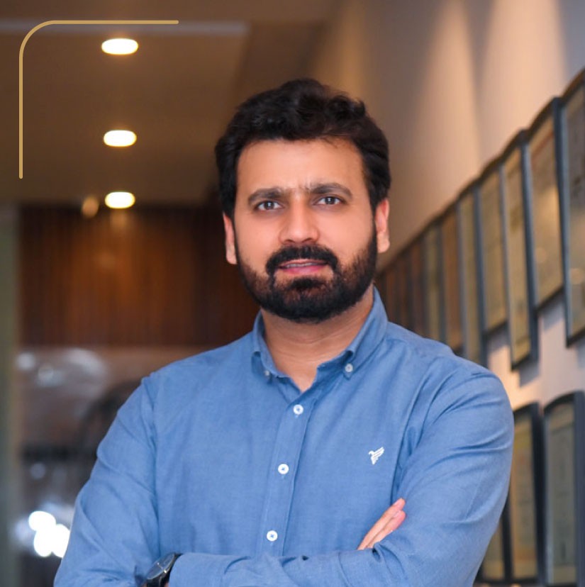 Dr. Aamir Rafiq, Dentist Prosthodontics