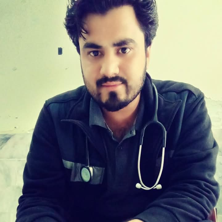 Dr. Tauqeer Nasir, Nephrologist