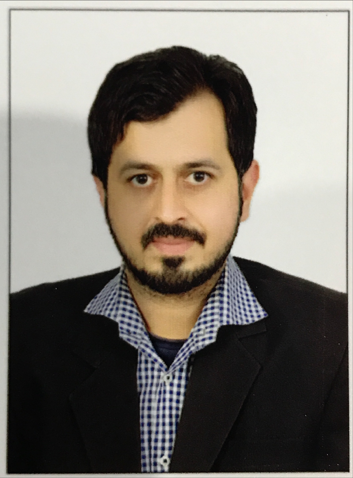 Dr. Shoukat, Gastroenterologist